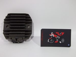 REGULADOR DE CORRIENTE YAMAHA TMAX 2001/03